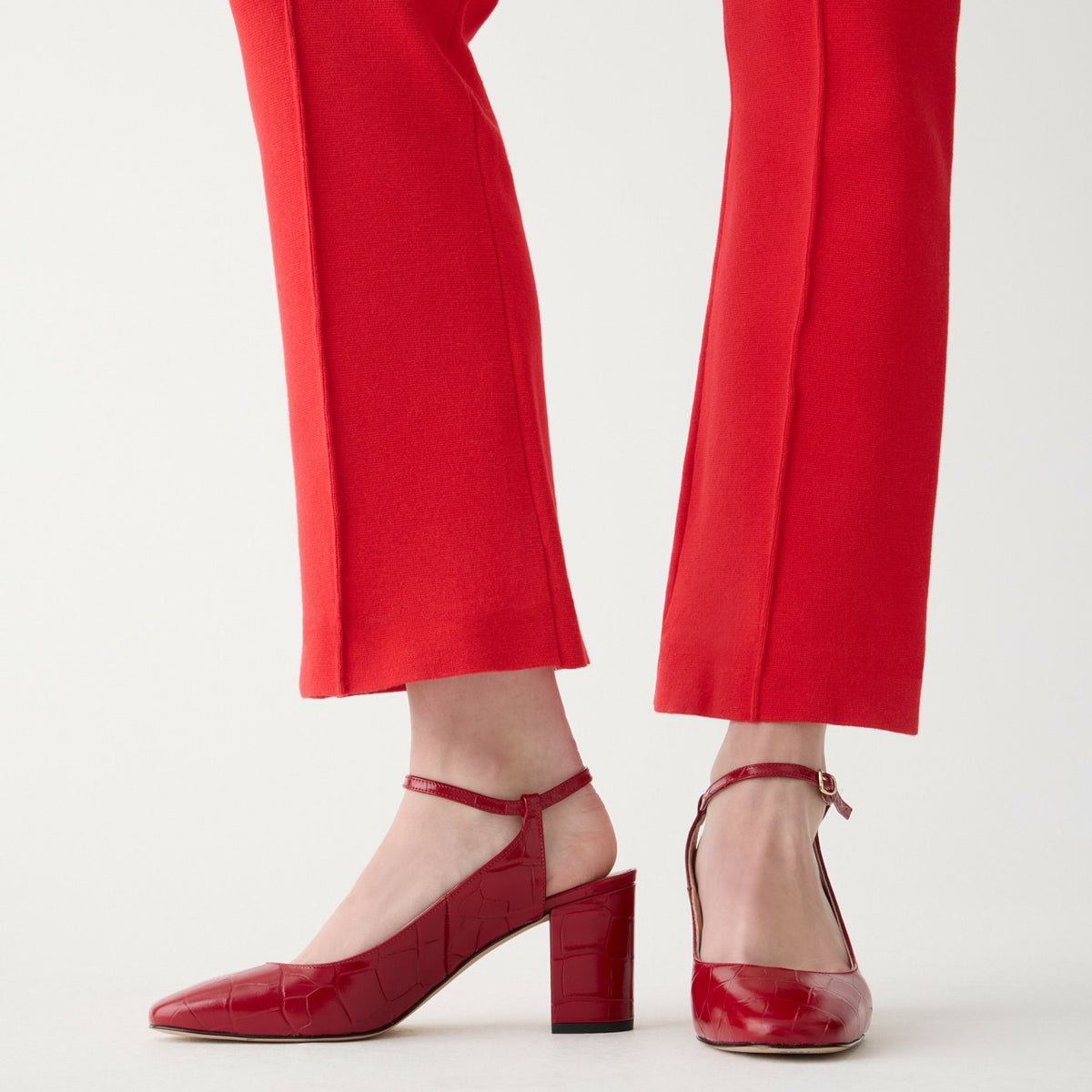 Women Delaney kickout sweater pant - J.Crew