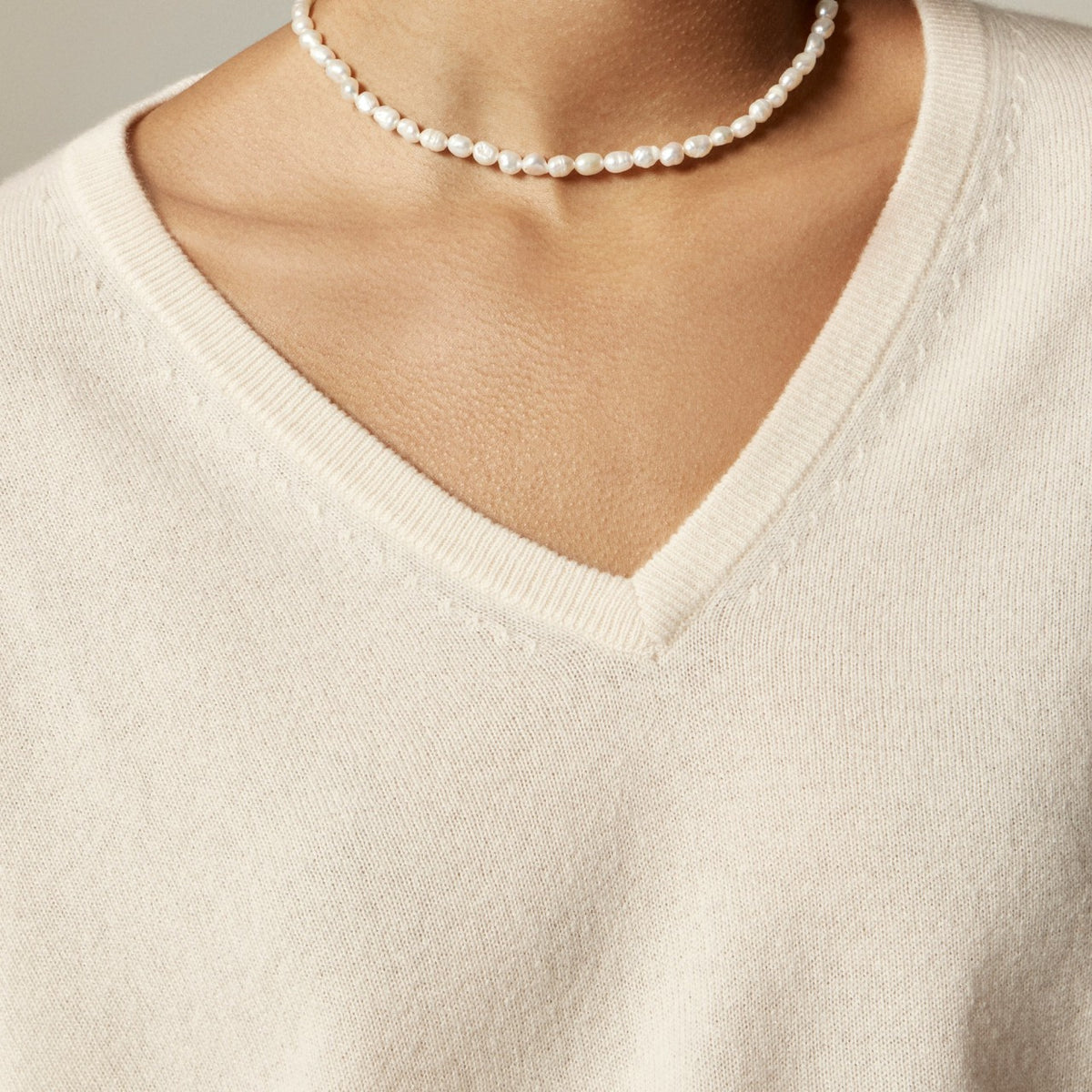 Women Cashmere relaxed cropped V-neck sweater - J.Crew
