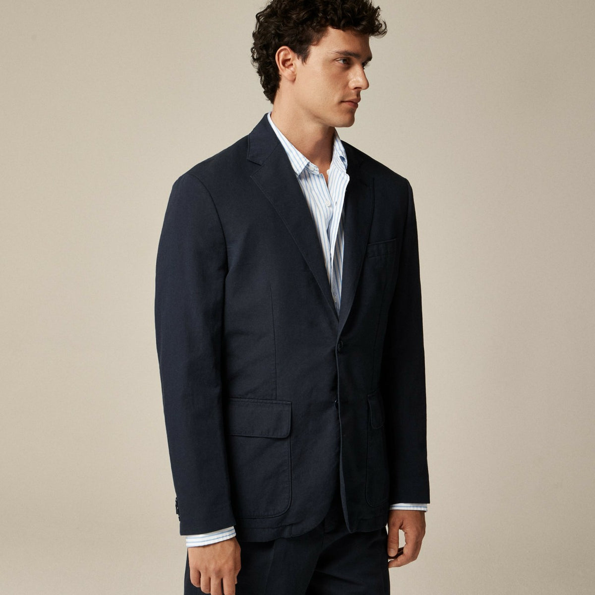 Men Crosby Classic-fit suit jacket in garment-dyed Italian cotton-linen blend - J.Crew