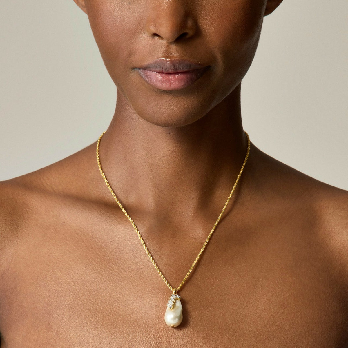Women Pearl and crystal pendant necklace - J.Crew