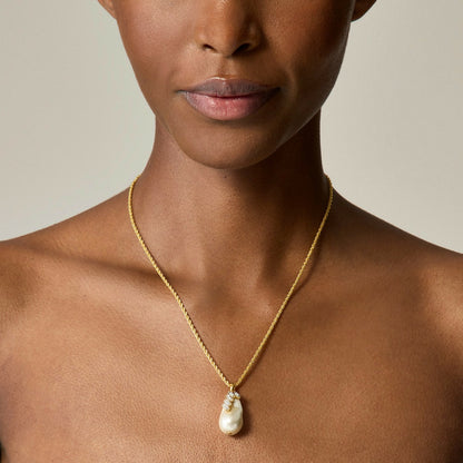 Women Pearl and crystal pendant necklace - J.Crew